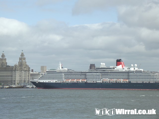 Attached picture Queen mary leaving 005 (Copy).JPG